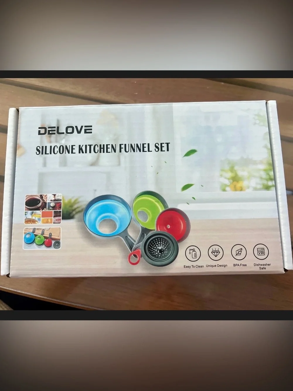NIB!! Set of 3 Silicone Kitchen Funnels